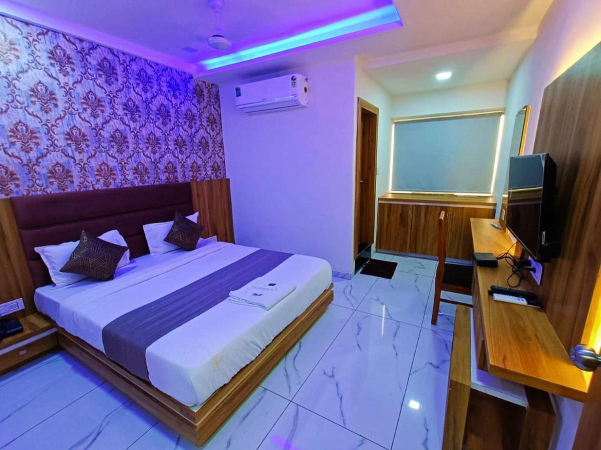 Hotel Rock Ананд Экстерьер фото